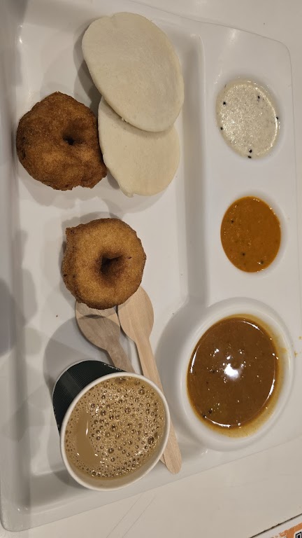 Idli Vada Combo at Vaango