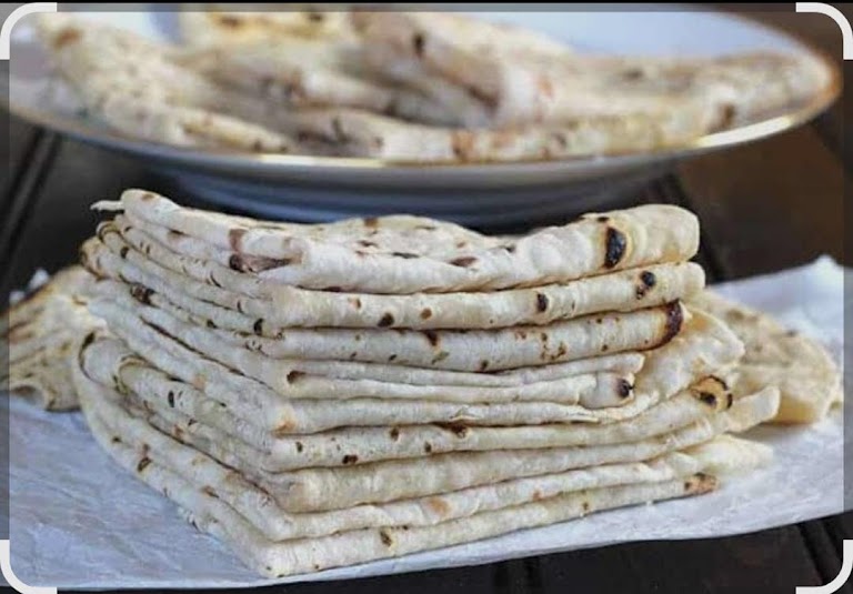 Coin Parota at Paris Restaurant