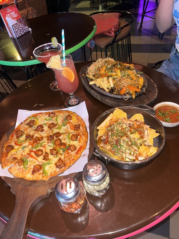 Loaded Nachos at Flamiingo Lounge