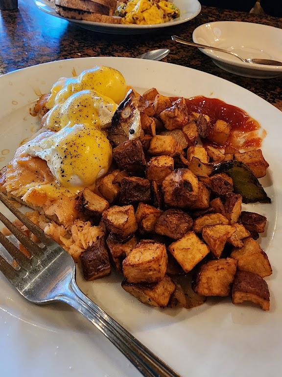 Lobster Benedict at Marmalade Cafe - Calabasas