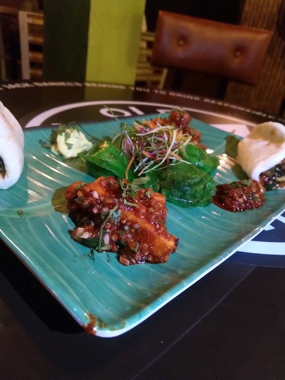 Cheesy Chicken Bao at Jade Buddha’s Pub n Kitchen