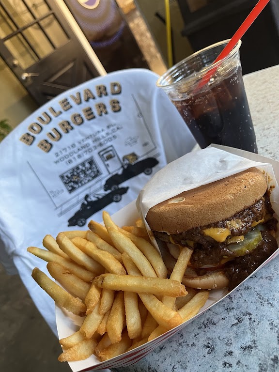 Double Chili Cheeseburger at Boulevard Burgers