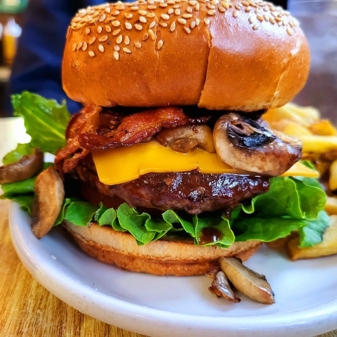 Burgers at Grubstake Diner
