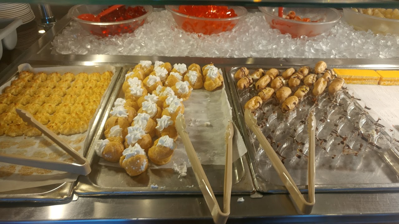 FAMILY BUFFET photo 6