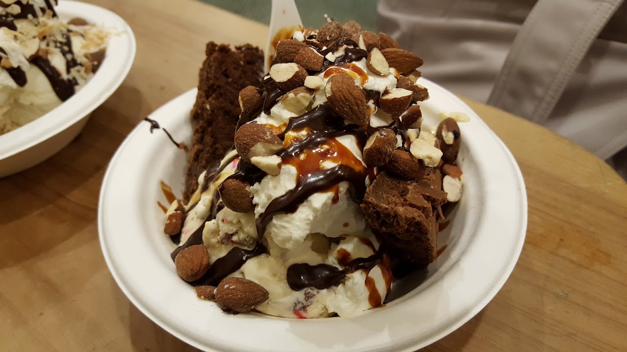 Make Your Own Sundae at Bi-Rite Creamery