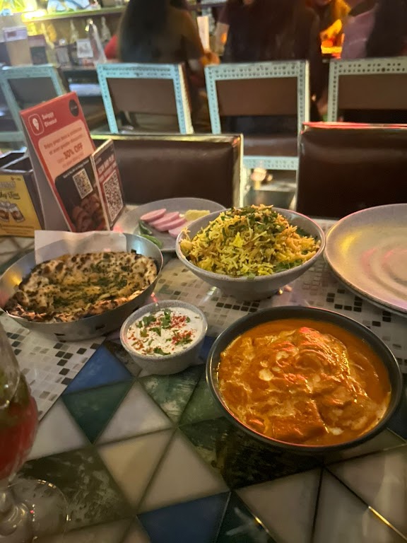 Paneer Makhani + Amritsari Kulcha at Rude Lounge Belapur